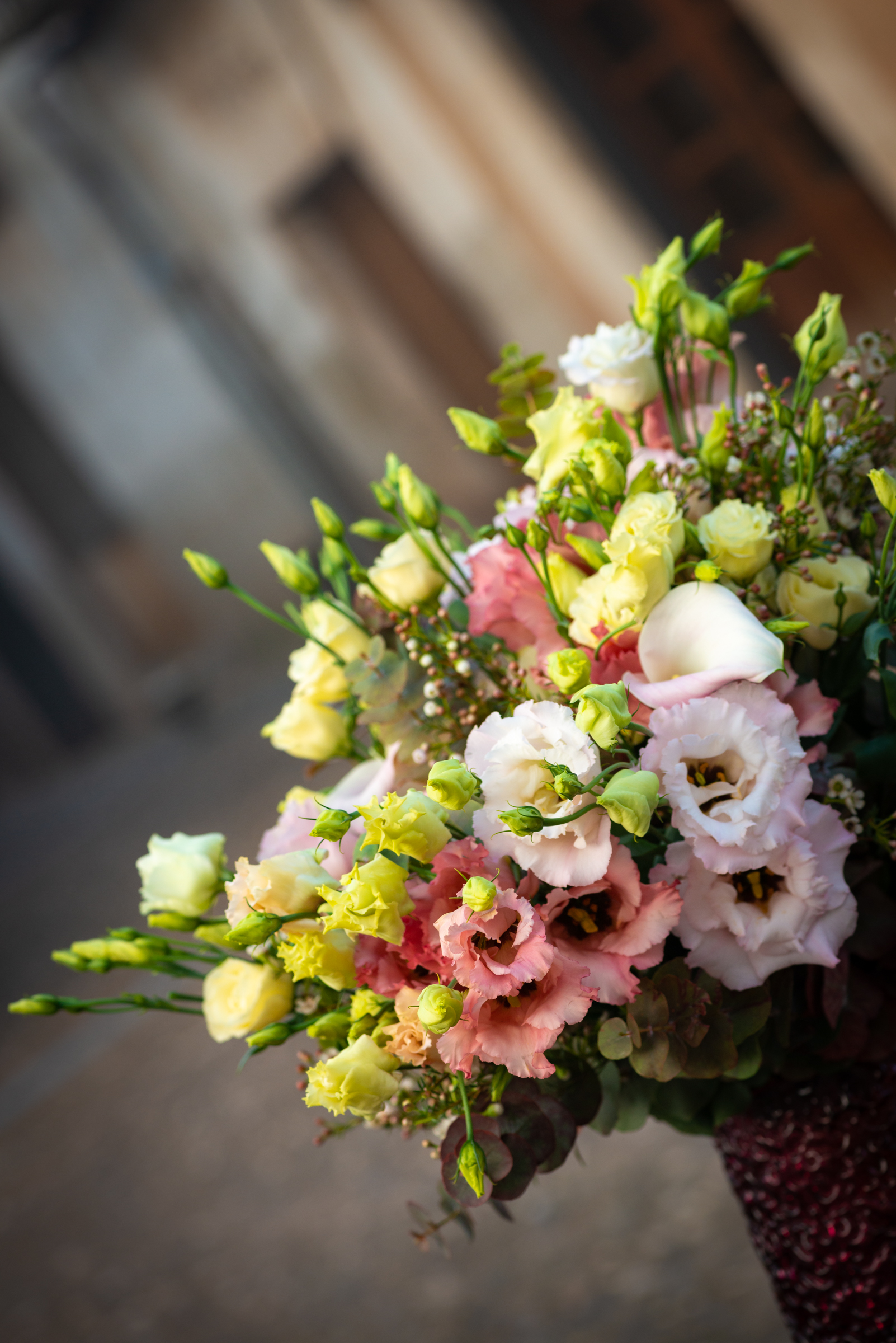 Lisianthus-Eustoma-Flower-White-Arrangement-Bouquet-Decoration-Pink-White-Blue-Green-Red-Lavender-Colour-Salmon-Orange-Season